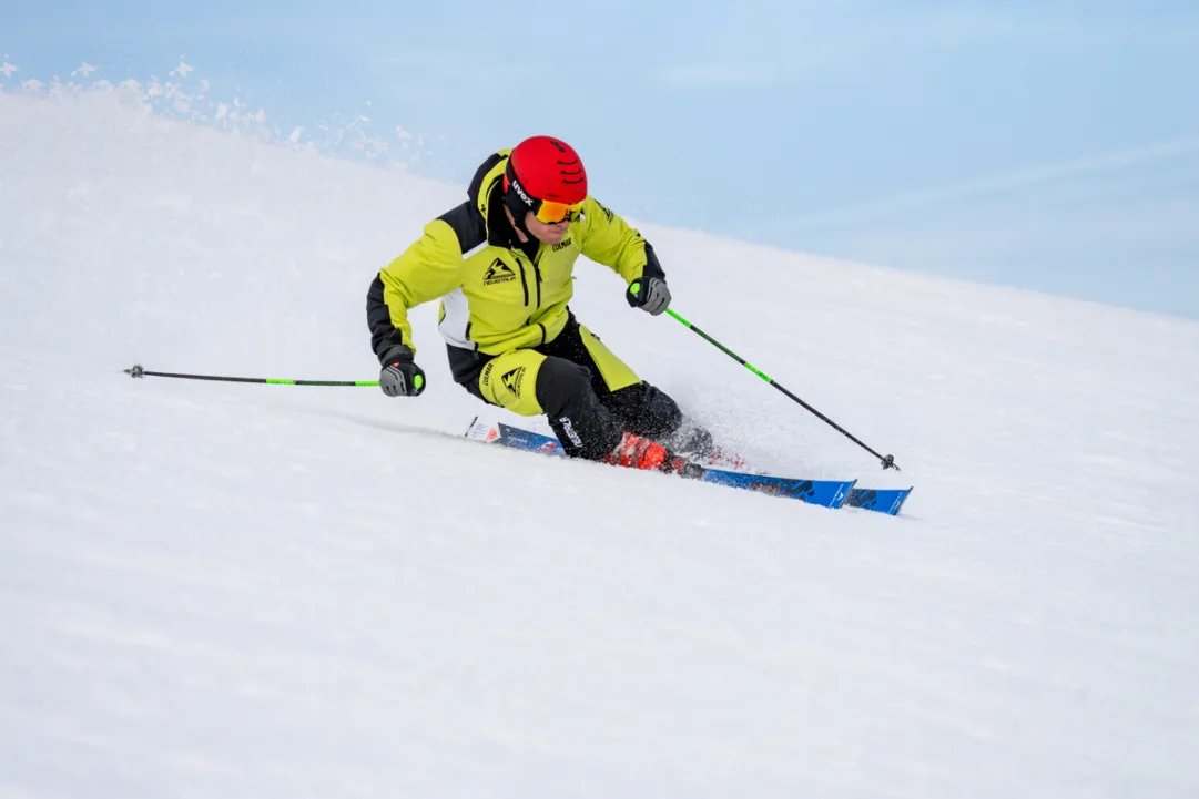 TEST: I migliori racecarver GS della prossima stagione #skitest #goldmedal #TestNeveitalia <a href="/FCasnati/">Federico Casnati</a> #29Ottobre #testprodotti dlvr.it/TFrBfJ