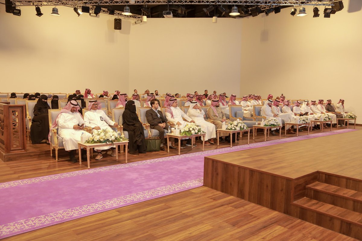 tabukm's tweet photo. بحضور أمين منطقة #تبوك
أقامت الادارة العامة للمخاطر واستمرارية الأعمال بالأمانة ورشة عمل بعنوان "إطار التحول الرقمي وارتباطه بالمخاطر واستمرارية الأعمال" والتي قدمتها اللجنة التنفيذية للمخاطر واستمرارية الأعمال بـ #جامعة تبوك https://t.co/U3lJjU5p3b