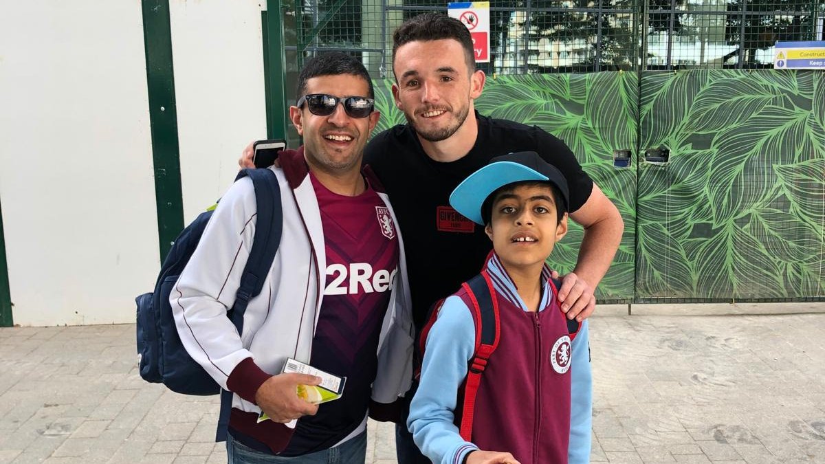 Espen🦁 (@espenstrand) on Twitter photo I DIDN'T CHOOSE ASTON VILLA....IT CHOSE ME...
Featuring Jora and Aman Lally
My name is Aman and my sons name is Jora,
and we're Villa fans🦁
Originally from Birmingham but now living in Walsall.
<a href="/AVFCOfficial/">Aston Villa</a> #VillaChoseMe #UTV #avfc🦁
STORY1⃣0⃣9⃣
Here is my Villa story.... I DIDN'T CHOOSE ASTON VILLA....IT CHOSE ME...
Featuring Jora and Aman Lally
My name is Aman and my sons name is Jora,
and we're Villa fans🦁
Originally from Birmingham but now living in Walsall.
<a href="/AVFCOfficial/">Aston Villa</a> #VillaChoseMe #UTV #avfc🦁
STORY1⃣0⃣9⃣
Here is my Villa story....