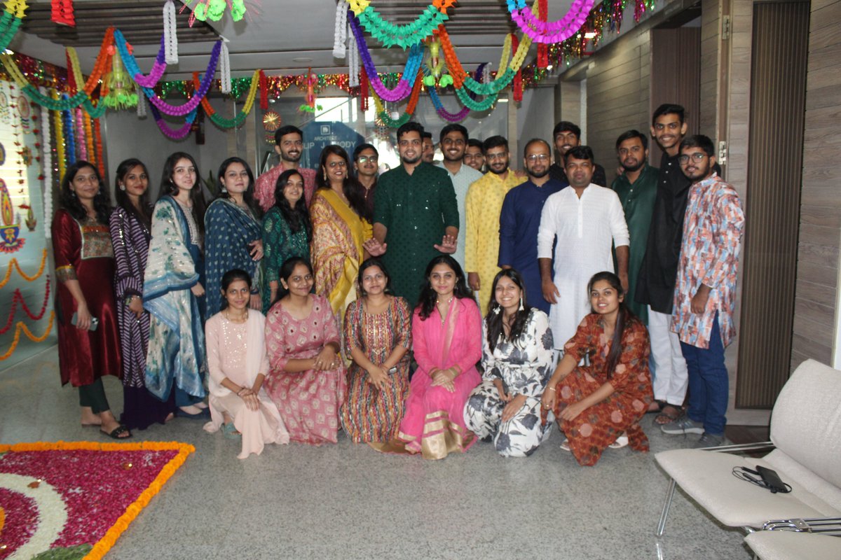 SarjenSystems's tweet photo. Celebrating the festival of lights with one team, one dream.

Infusing the power of festivities and happiness into a successful journey.

Wishing everyone a bright, transformative, and prosperous Diwali! 

#diwali2024 #diwali #workculture #celebration #transformation https://t.co/O8IVJ8NxVy