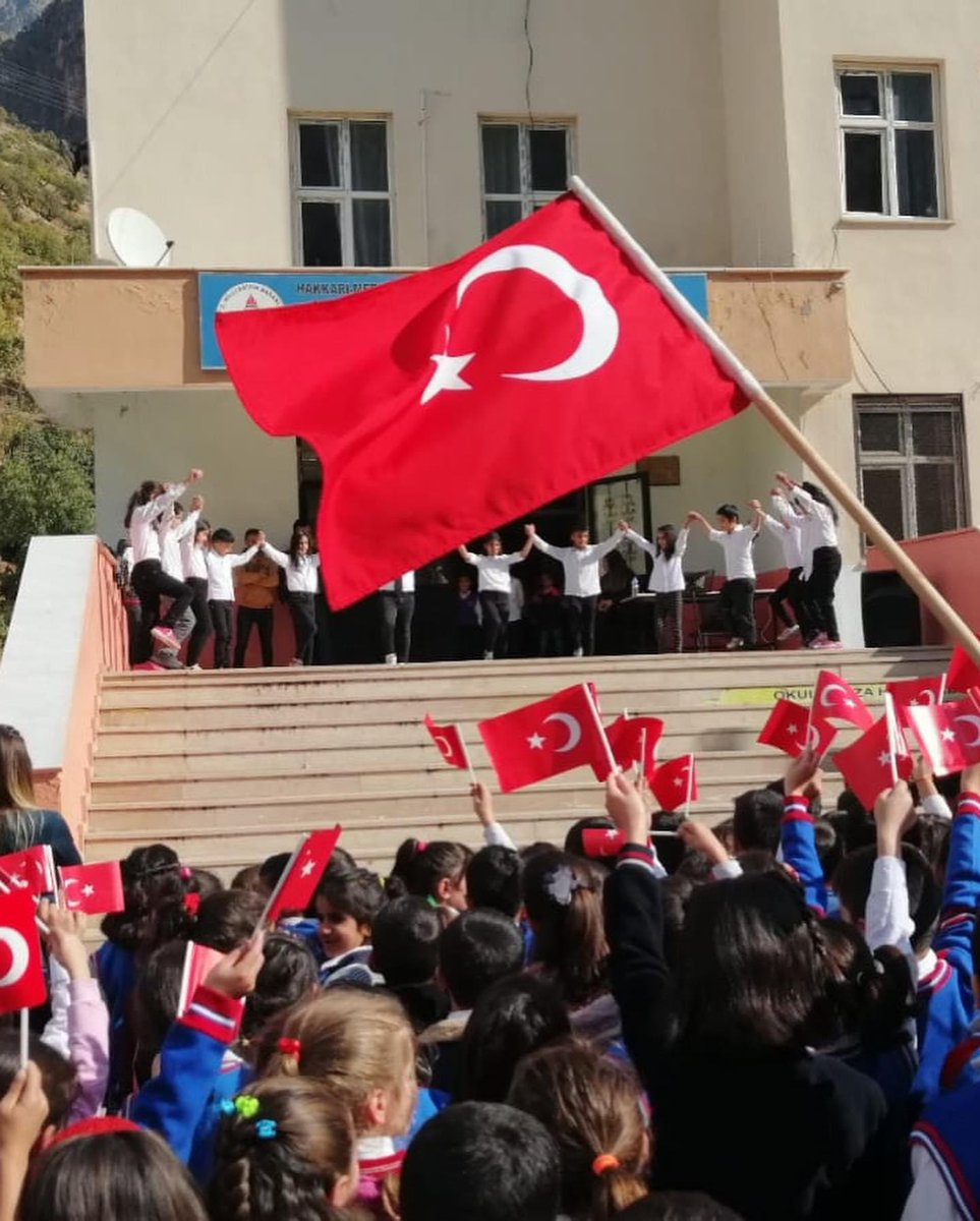 Eminkkty's tweet photo. #AsBayraklarıAs https://t.co/h7V27NqlTd