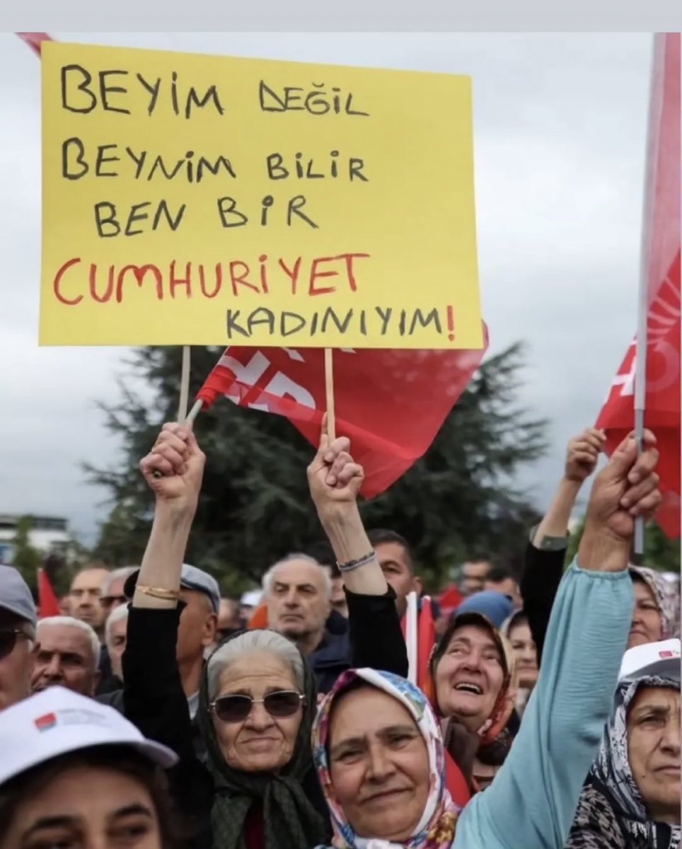 hepdilara's tweet photo. Kutlu olsun https://t.co/NXKEH1kCN1