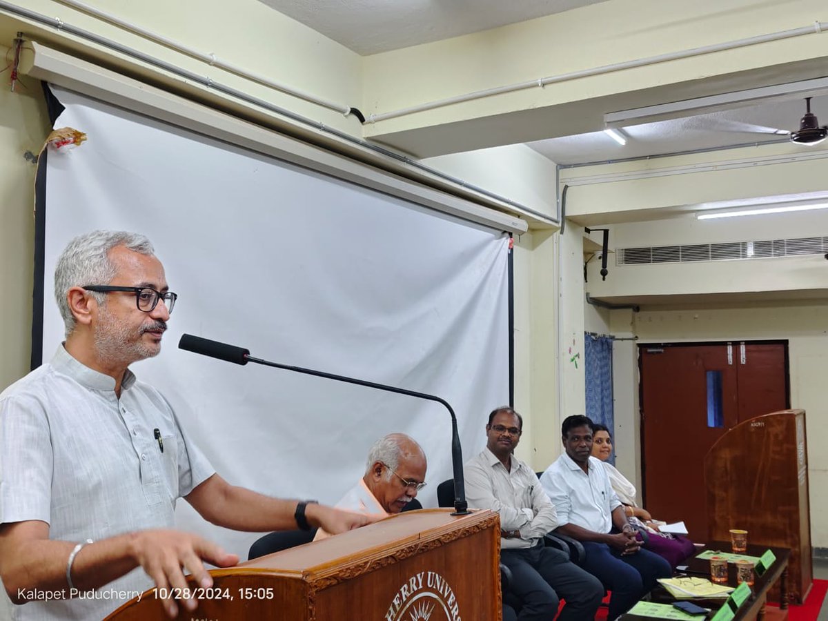 HRDC_PU's tweet photo. Refresher Course in Material Science and Nanotechnology concluded with the valedictory address delivered by Registrar(i/c) Prof. Rajneesh Bhutani. https://t.co/4pxffJFHFX