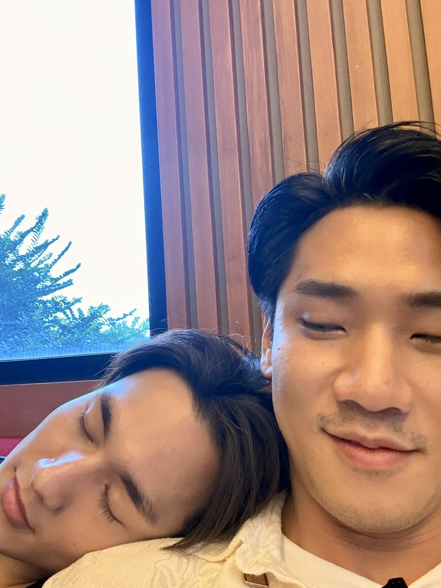 ping_orbnithi's tweet photo. 🎙️❣️
@supanut_l 
@poppataraphol 
@lee_wattana https://t.co/tXQFgqTO2s