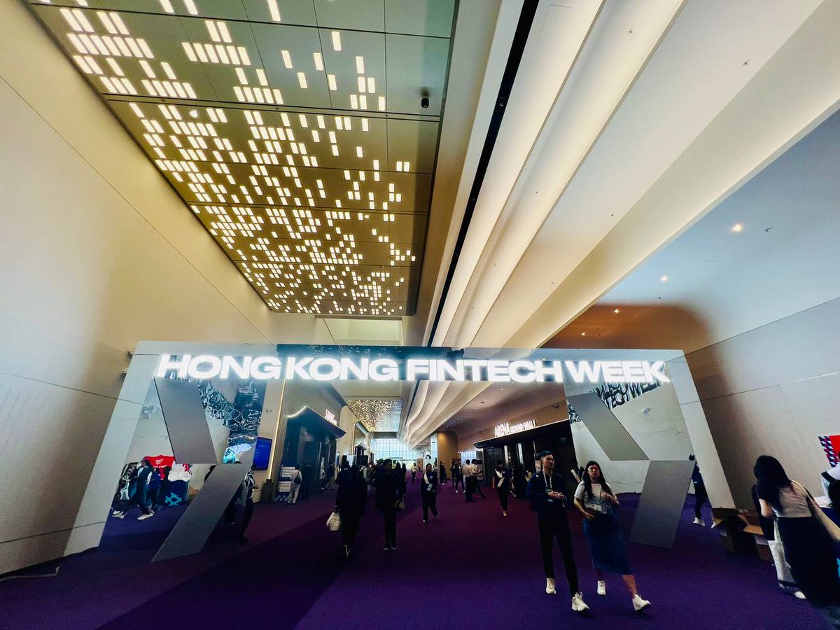 ALEXLabBTC's tweet photo. ALEXGO's co-founder @rachel_alexgo wrapped up an insightful panel on DeFi at #HKFintechWeek2024 on "Unlock the DeFi Potential" with @sunny_maas @sylviatoeth and Kean Gilbert from @LidoFinance. ALEXGO keeps driving DeFi innovation on the global stage!