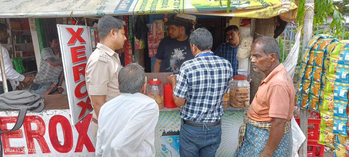 dpmubal's tweet photo. Enforcement of COTPA 2003 under National Tobacco Control Program ( NTCP) in Balasore municipality during tobacco free youth campaign 2.2
#NTCP #SayNoToTobacco
#tobaccofreeyouthcampaign2.2
#Enforcement #NoTobacco @DBalasore @HFWOdisha @nhmodisha https://t.co/Ik8GsKks9A
