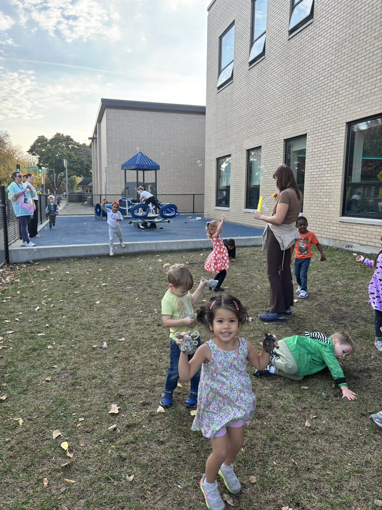 Bubbles &amp; a rainbow 🫧🌈#pkp #longfellowbears #d97joy