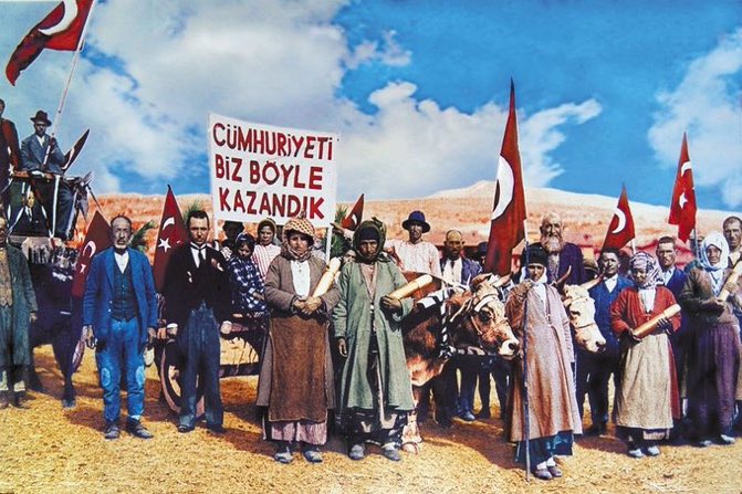 29 Ekim Cumhuriyet Bayramımız Kutlu Olsun.
#Cumhuriyetin101Yılı