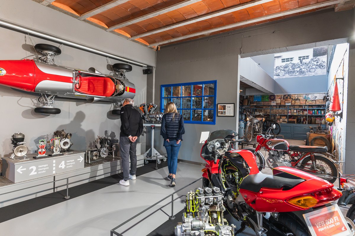 Museu Moto tweet media