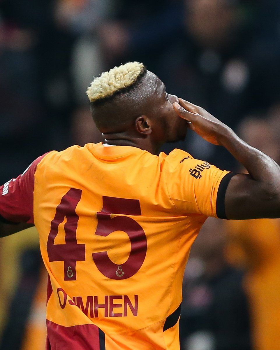 EuropaLeague's tweet photo. 😘

#UEL https://t.co/RUm6zHGZsL