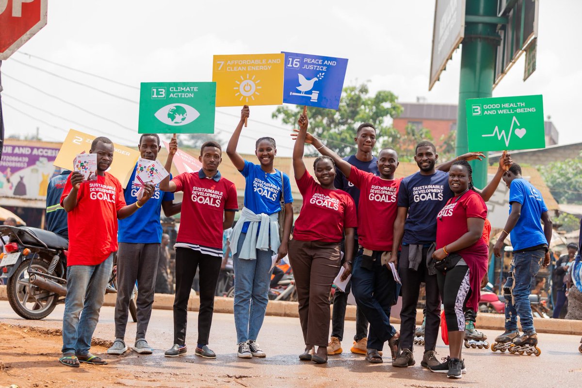 UNAUGANDA's tweet photo. #Action4SDGs

Community engagement is essential to making the Sustainable Development Goals a reality in our everyday lives.

By connecting these global goals to our local experiences, we see how each of us has a part to play in driving positive change. 

Recently in Kalerwe with @OpenSpaceUganda,  young people came together for a peer-to-peer SDGs exchange, bringing them closer to home and empowering one another to take actionable steps towards a sustainable future. 

Through advocacy and localization efforts, we're building a stronger, more sustainable community- with one conversation at a time.

@BagumaRT
@lynderlinda @KalemaxA @ashrafkakaire1 @UNAFinland @jennikauppila @Youth4SDGsUga @UNinUganda