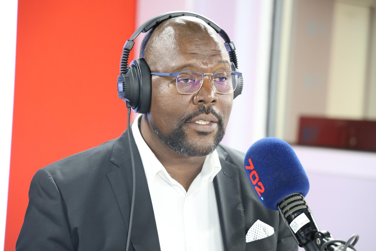 MyJRA's tweet photo. #JoburgServices #OTM2024 #JRAInAction #JoburgUpdates
JRAβs CEO Mr Zweli Nyathi on Radio 702 in conversation with Clement Manyathela.
Topic: State of the roads in the City of Joburg
Interview link: https://t.co/7g7rwvx1LW
@Radio702 @CityofJoburgZA @Bertha23206554 @CRUM_CoJ https://t.co/AP1UIkcy4G