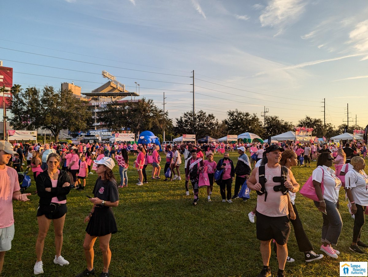 tampahaorg's tweet photo. The Tampa Housing Authority (THA) is honored to sponsor this year’s Making Strides Against Breast Cancer Walk!

#MakingStrides #THATeam #HealthierTampa https://t.co/npHp1BDSnl
