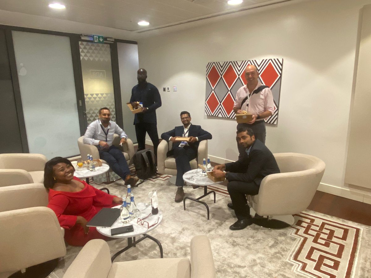 GSDAfrica's tweet image. The team grabbing a quick lunch before heading back for more events and presentations at #AHTS2024

#GSDAfrica #HealtTech #DroneTech #Drones4Health #AI #AIinHealthcare