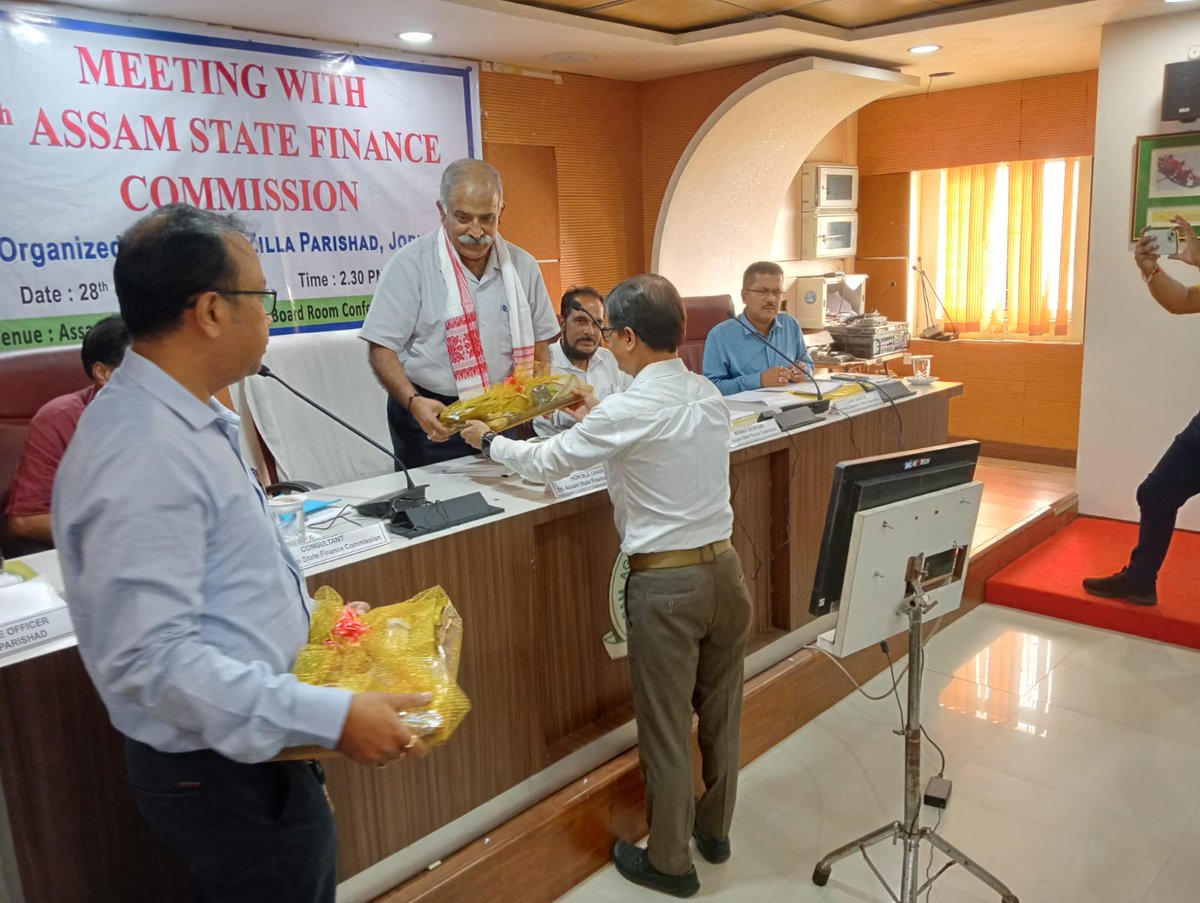 SFCAssam's tweet photo. On October 28, 2024, a team of 7th Assam State Finance Commission headed by Lt. Gen. (Retd.) Rana Pratap Kalita visited Jorhat district and interacted with the representatives of local bodies and other stakeholders. #Assam  #LocalGovernance #CommunityEngagement https://t.co/d6YTHH9zRt