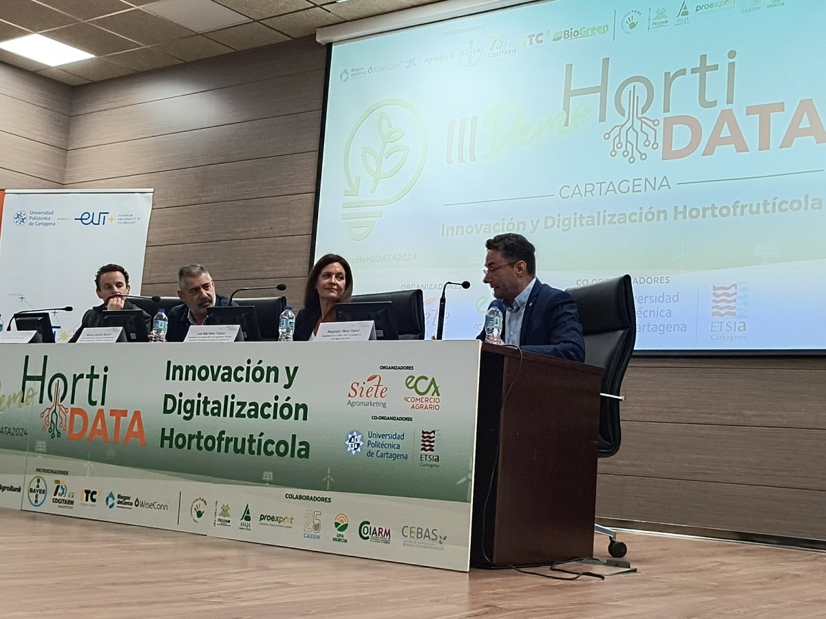HortiData's tweet image. ✔️Detectar amenazas
✔️Enfrentarse a nuevas soluciones 
✔️Seguir investigando 
✔️Ayudar a los agricultores 
✔️ Más formación 

Aspectos básicos para seguir avanzando en encaminar la #agricultura 
#DemoHortiDATA2024