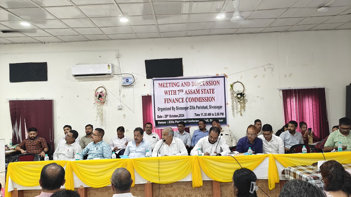 SFCAssam's tweet photo. On October 29, 2024, the 7th Assam State Finance Commission, led by Lt. Gen. (Retd.) Rana Pratap Kalita, connected with local leaders and stakeholders in Sivasagar district! Together, we’re building a brighter future! #Assam #LocalLeadership #CommunityEngagement https://t.co/ggRbVM7Njb