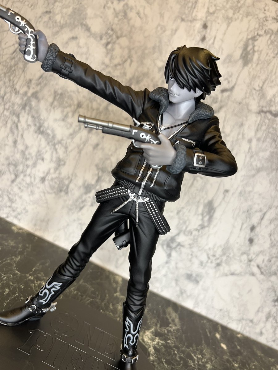 mune58935646's tweet photo. ✨ワシのおすすめ✨
DPCF ONE PIECE
SANJI 三銃士 Ver.1.5

第3弾DPCFサンジをモノクロVer.でリニューアル ✨
415話『ヒートアップ』扉絵衣装の再現度素晴らしい✨
小物類や細部まで作り込まれた造形よき✨
背中にプリントされたONEPIECEよきよき✨
モノクロカッコよき✨

#ONEPIECE #DPCF #サンジ https://t.co/BnULr3nF4j