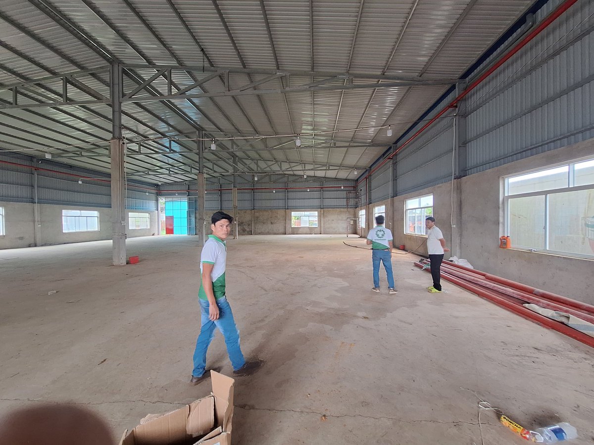 KyNgheXanh's tweet photo. Khảo sát mặt bằng chuẩn bị lắp đặt máy sấy vỉ ngang 20 tấn/mẻ cho khách sấy cà phê ở Đăk Lăk. Chuẩn bị chiến thôi. Cám ơn quý khách lựa chọn đầu tư nhà máy với thiết bị mang thương hiệu #SUNSAY của công ty Kỹ Nghệ Xanh Việt Nam https://t.co/XImYMMfUqG