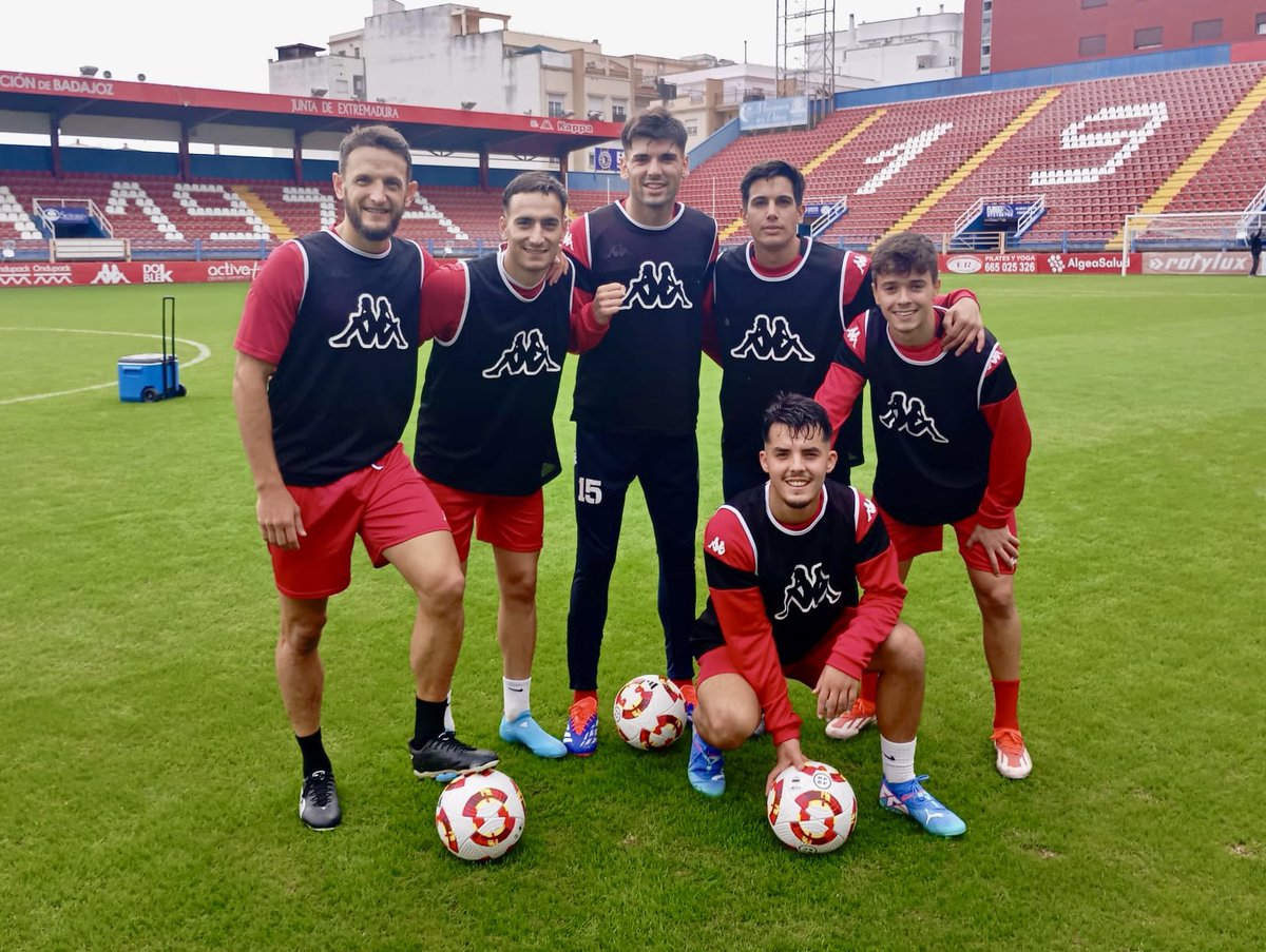 CD EXTREMADURA tweet media