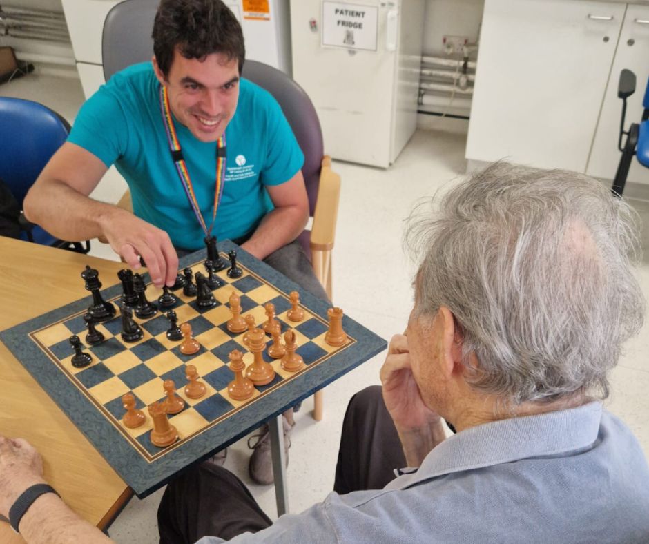 On #WorldStrokeDay we are celebrating the rehabilitation journey of Enrique who suffered a devastating stroke aged 35.
Ten months after being discharged from the Stroke Rehabilitation Centre, Enrique is back bringing hope and joy to other stroke patients.
orlo.uk/Yp9rm