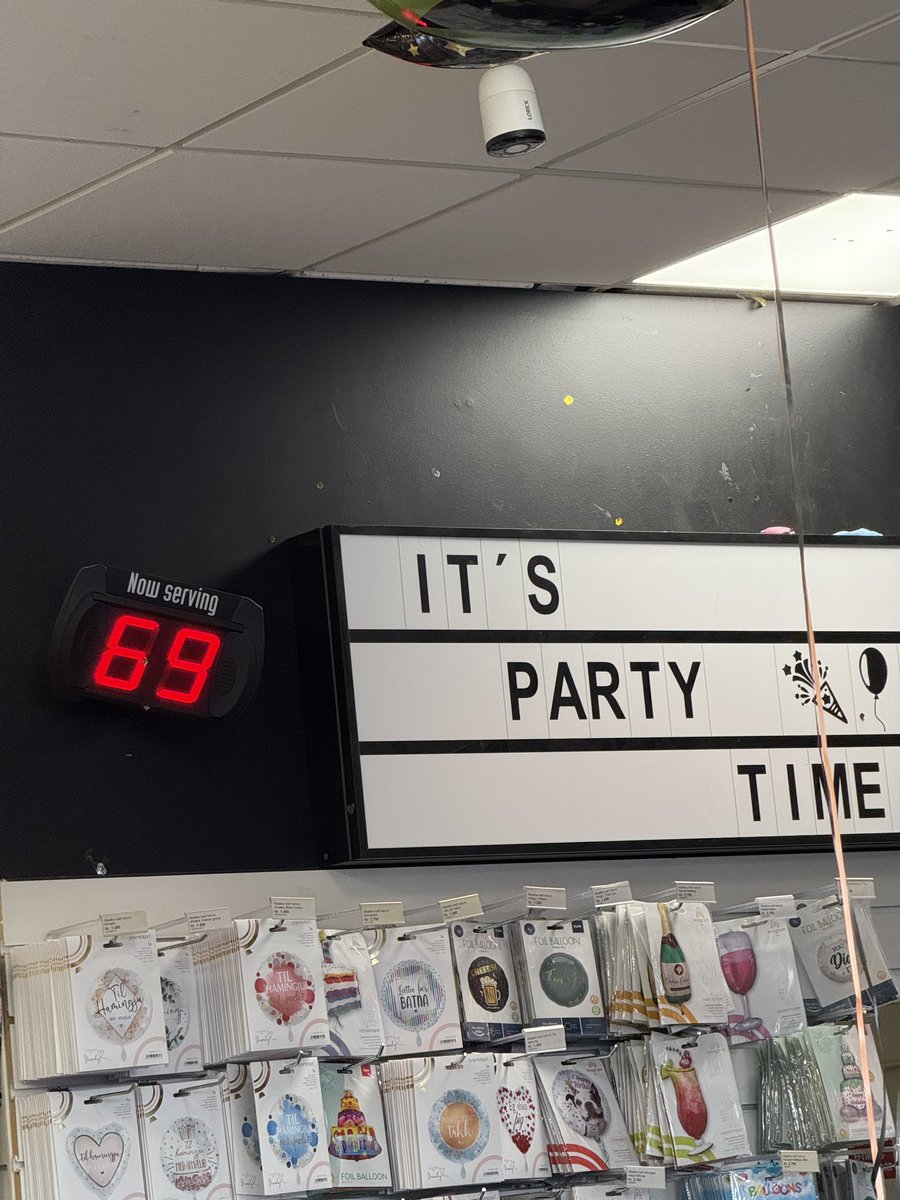 📍Partýbúðin - Skeifunni