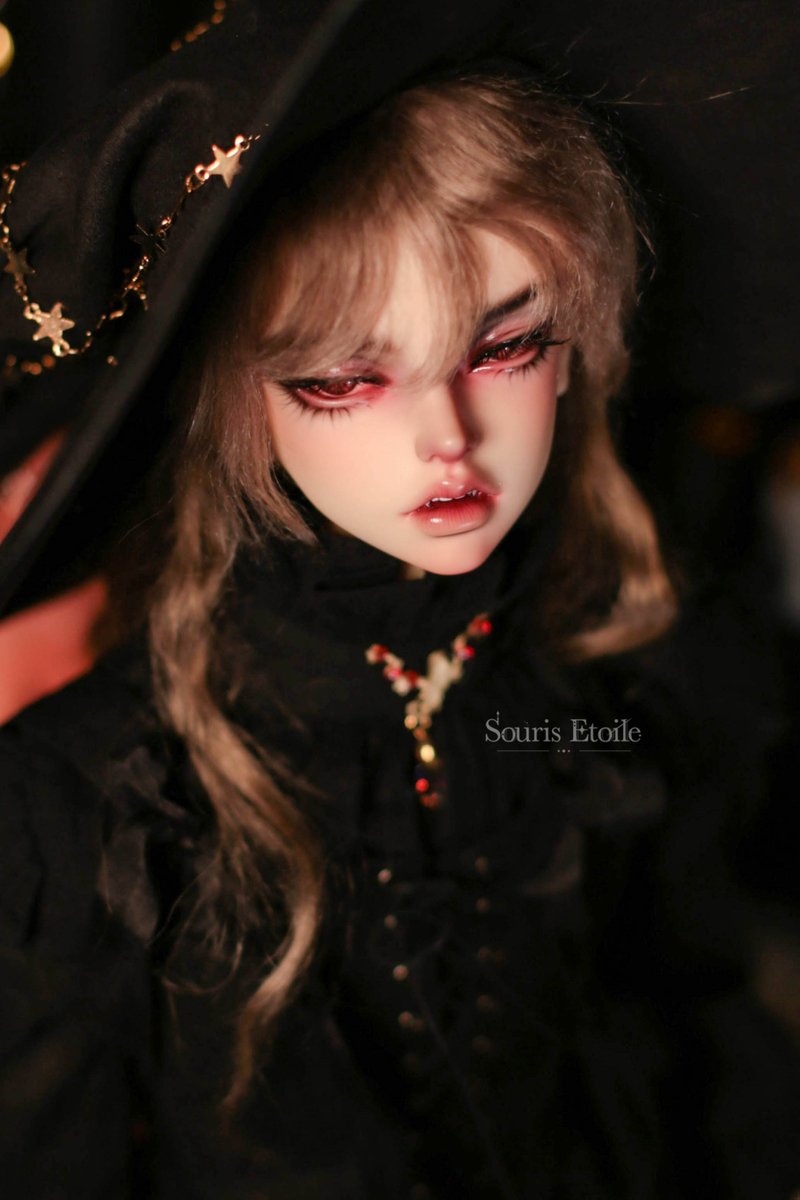 souris_etoile's tweet photo. RT+Follow
🎃할로윈 한정 헤드 하루;멜랑꼴리 출시🎃
선주문 기간 10/31 - 11/5
귀여운 송곳니의 하루를 만나보세요🧡
추첨을 통해 한 분께 하루;멜랑꼴리 헤드를 보내드려요
많은 관심 부탁드려요🫶
https://t.co/OBwVCM5rap https://t.co/Xvl0sBFA6I