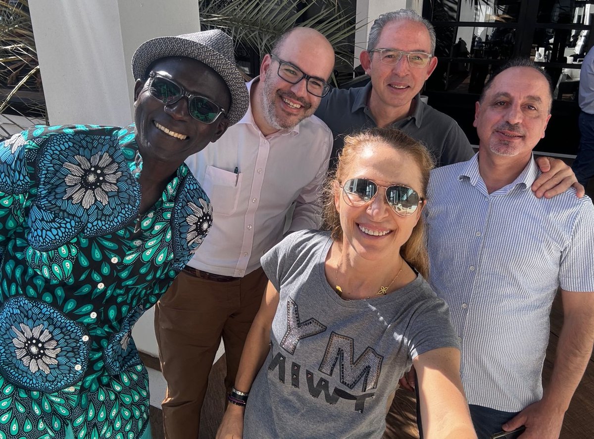 Great discussions <a href="/MRCClimb/">CLIMB-BIG-DATA</a> on addressing inequalities: "Making genomics accessible in the 2030s" <a href="/DocKarim221/">Abdul K Sesay</a> <a href="/telatin/">andrea telatin</a> <a href="/STokajian/">Sima Tokajian</a> &amp; Abdel Nasereddin, Al Quds University in Palestine🇵🇸