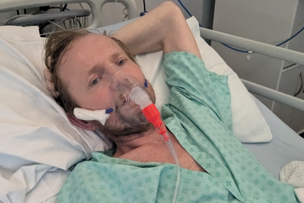 Stone worker with terminal silicosis blames quartz worktops theconstructionindex.co.uk/news/view/ston… #engineeredstone #silicosis