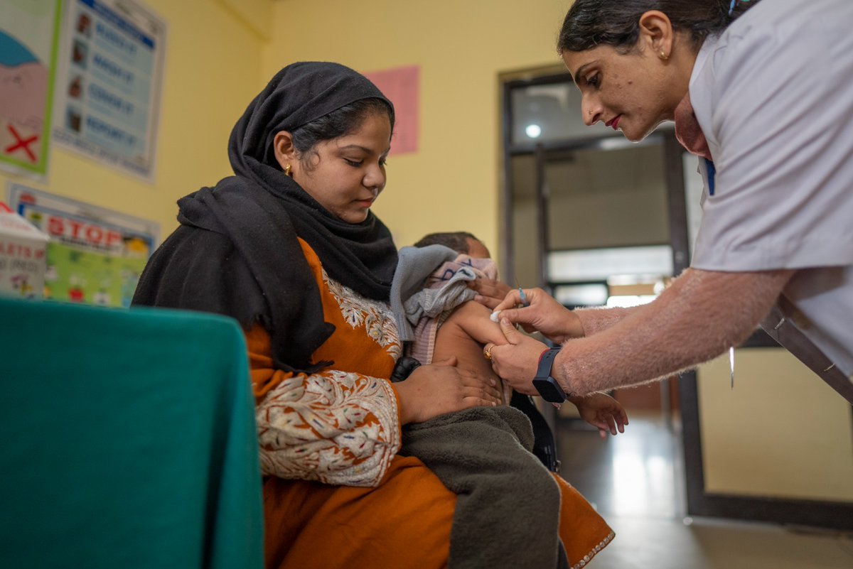 UNDP_India's tweet photo. #NEWS: @PMOIndia &amp; @MoHFW_India launch #UWIN, a digital platform to streamline vaccinations for pregnant women &amp; children🤱🏾@UNDP_India is proud to supp #UWIN.

With a user-friendly interface, vaccination💉reminders &amp; digital records, #UWIN ensures no woman or child is left behind https://t.co/dqm3Zsx5Am