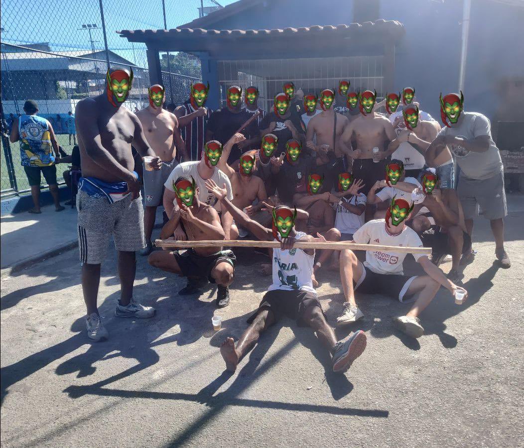 tremdoparque2's tweet photo. Tropa do vai e busca, BXD 13º 🧏🏽‍♂️👺💣🤜🏼🤛🏼🇭🇺 https://t.co/ja1FGMRnmd
