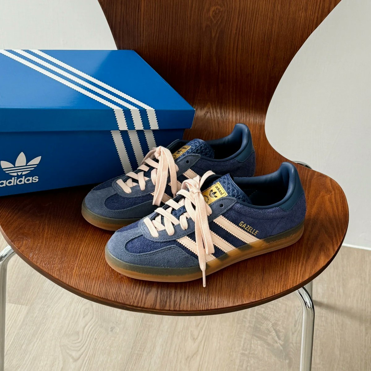 adidas gazelle silver green womens ADIDAS GAZELLE INDOOR PRO main image 0