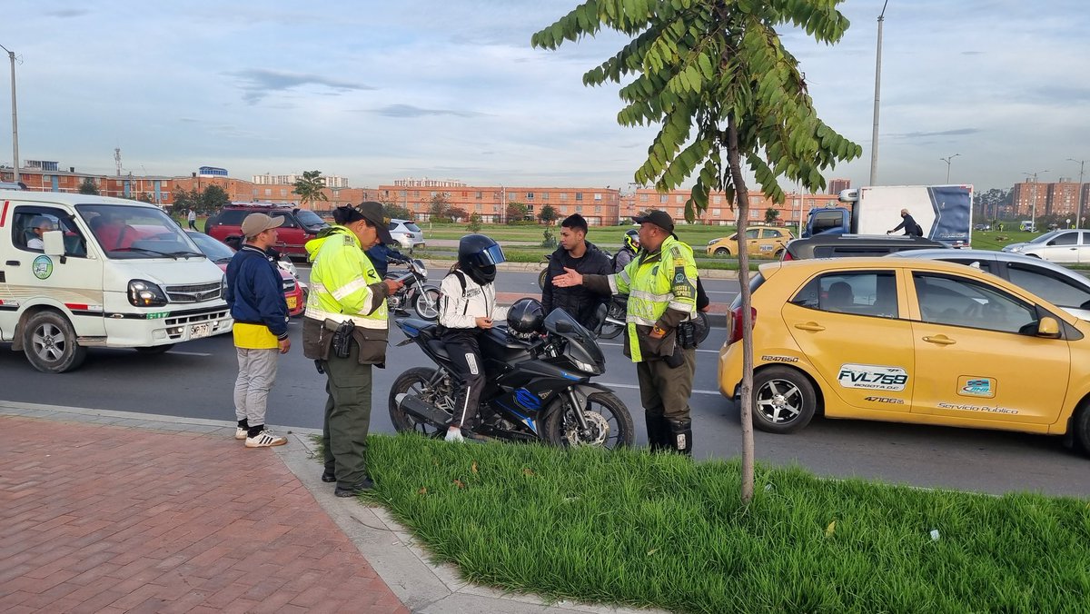 Movilidad Bogotá tweet media