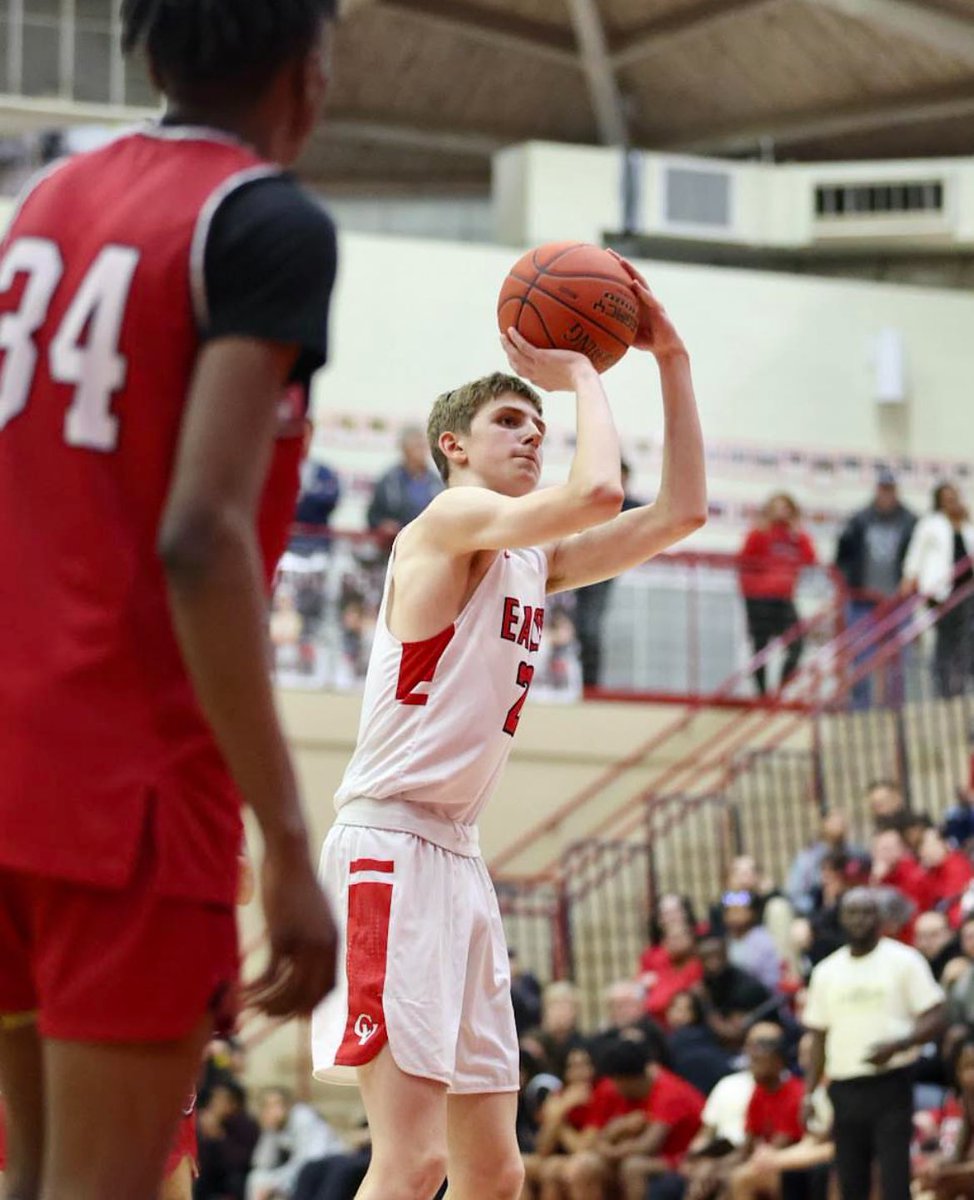 Tyreese Smith 🇹🇹 (@reesejawn) on Twitter photo Caught up with '27 Aiden Diehl (<a href="/ADiehl_21/">Aiden Diehl</a>) on life growing up in Mechanicsburg, an update on his prep career and an outlook heading into sophomore year.
As a freshman, Diehl averaged 6.3 points per game, while accounting for 45 three pointers and 68 rebounds to help lead CV to Caught up with '27 Aiden Diehl (<a href="/ADiehl_21/">Aiden Diehl</a>) on life growing up in Mechanicsburg, an update on his prep career and an outlook heading into sophomore year.
As a freshman, Diehl averaged 6.3 points per game, while accounting for 45 three pointers and 68 rebounds to help lead CV to