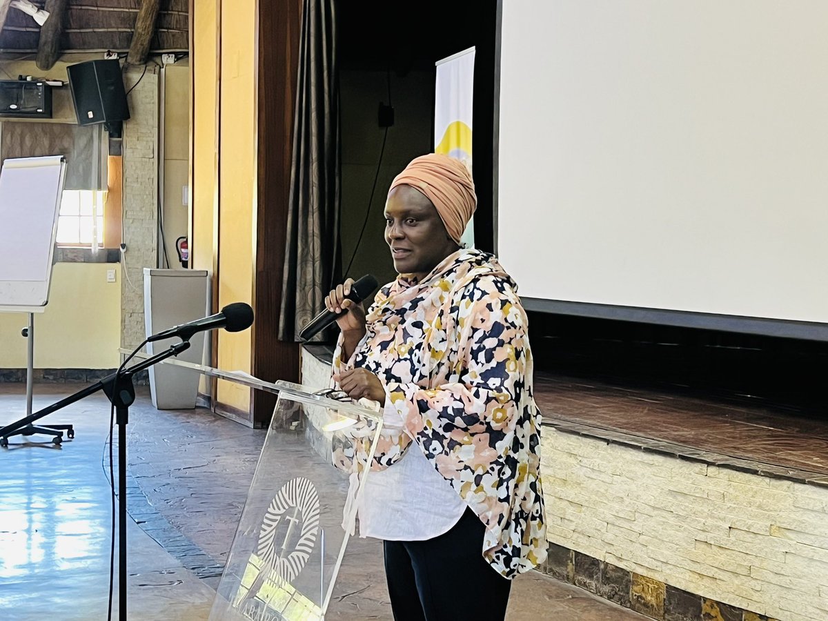UNLesotho's tweet image. At the #CRFS workshop, UN RC @AMukwashi emphasized that transforming food systems will empower women, men, and young people to lead in local initiatives. 

Engaging local communities in decision making is key to addressing food insecurity in Lesotho. 🇱🇸
