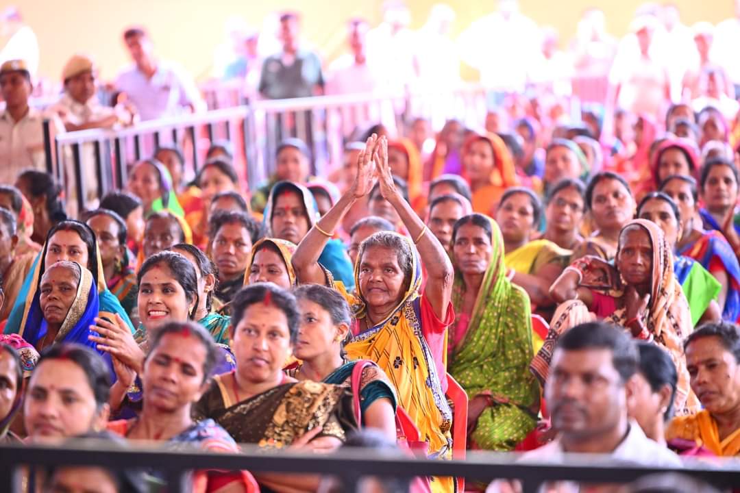 AprajitaSarangi's tweet photo. Big day TODAY for Bhubaneswar/Odisha.

I had pursued the establishment of CENTRAL RESEARCH INSTITUTE FOR YOGA &amp; NATUROPATHY for quite sometime. 

100 bedded hospital with Research facilities for Rs 100 crore .
PM @narendramodi laid the foundation stone
Grateful 🙏
I am delighted. https://t.co/mWIVFYf4fQ