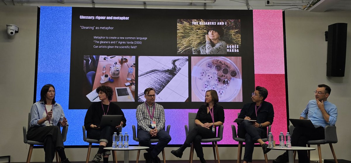 peinadormarta's tweet photo. Towards hybrid research scenarios
- @LuaCoderch @bau_bcn
- Marta Royo @shookstudio @ICMCSIC
- @Derek_C_Curry &amp; @JGradecki @Northeastern
- Joel Ong @YorkUniversity
They explain their projects  moderated by Andrés Burbano @UOCartshum in
#StArts https://t.co/TgVofLkQMI