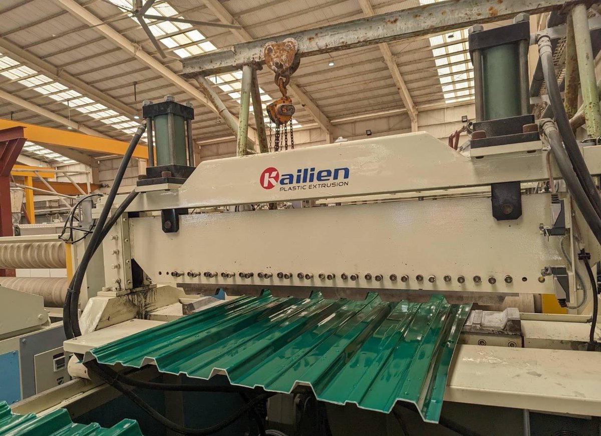 KailienTW's tweet photo. PVC Corrugated Sheet Machine!🏠

Partner with us to find the perfect production solution

Contact us to learn more:
✉️Email: sales@kailien.com.tw
📲Whatsapp: +886-912775676

#Kailien #PVC #Corrugated #Rib #Sheet #Roof #Machine #Extrusion #Extruder #愷聯 https://t.co/hcObli0d2j