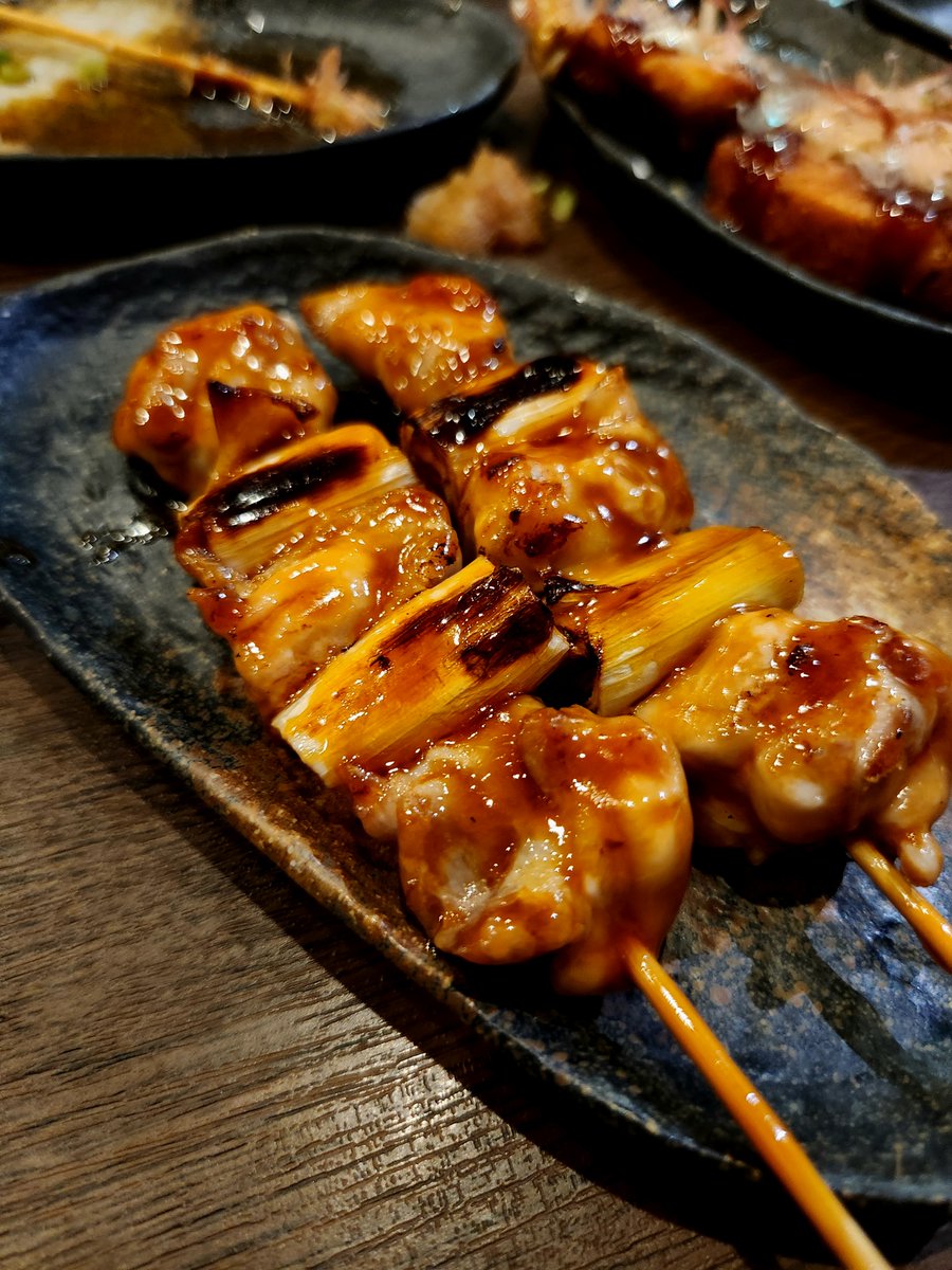 Tasty_Morsels_'s tweet photo. My favourite part of Japan has to be Izakaya. Think little Japanese tapas bars where you eat small plates of delicious food while drinking sake, highballs, and/or beer #Japan #JapaneseFood #Izakaya https://t.co/NRNrDBJDau
