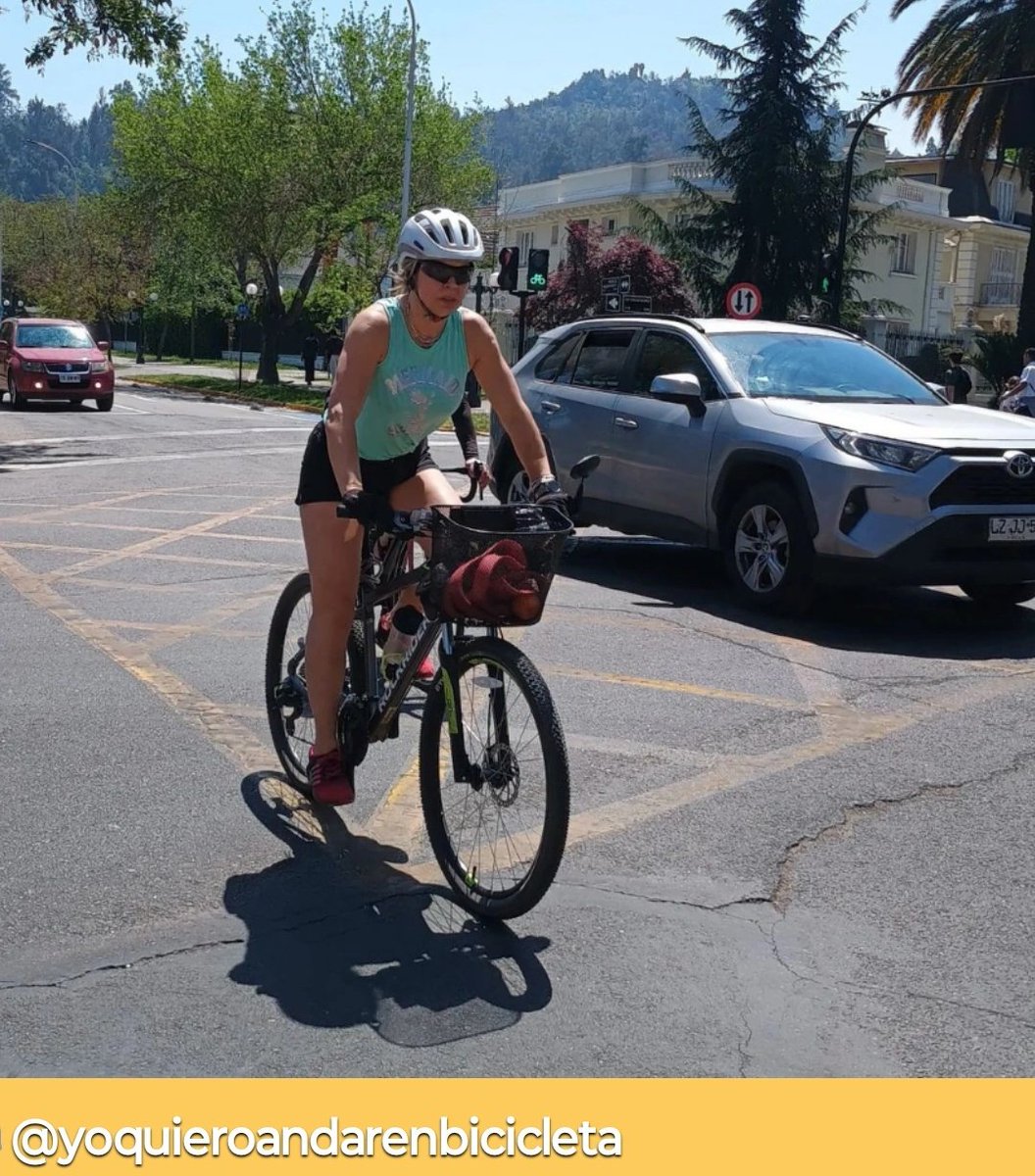 yoenBicicleta's tweet photo. Ten presente estas recomendaciones 
🚲Evita exponerte al sol de forma prolongada, entre las 11 y 17 hrs.
🚲Mantente hidratado.
🚲Aplica protector solar facto y reaplica cada 2 a 3 hrs.
🚲Usa ropa ligera y de colores claros.
🚲Utiliza lentes de sol y tu Casco (agregar una bandana) https://t.co/zclsMvGHhZ