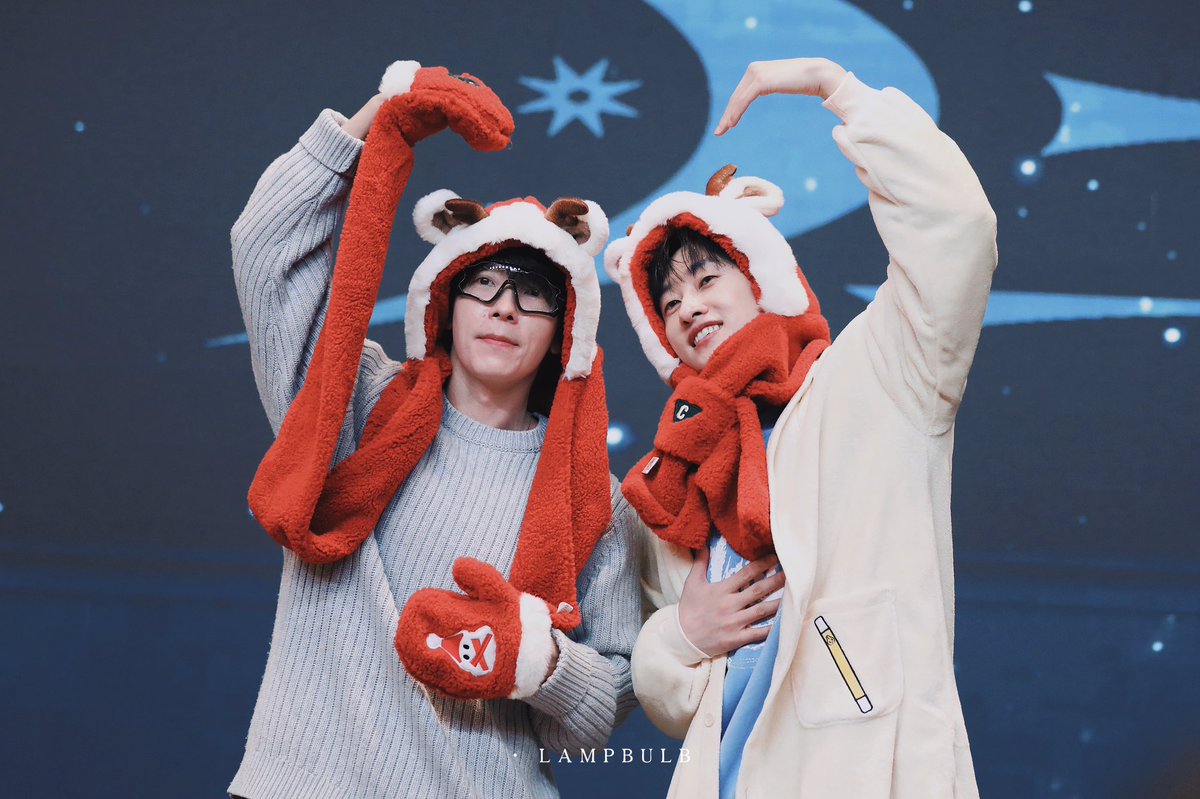 BULBLAMP's tweet photo. #DONGHAE #EUNHYUK 241027 https://t.co/KaoNWXTVhT