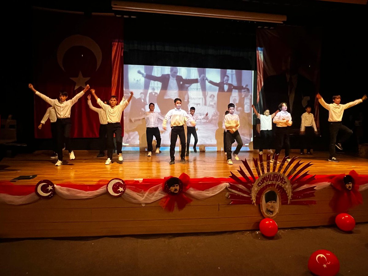 Tuğba Server (@tugba_server) on Twitter photo Avcılar Doğa Ortaokulu olarak Cumhuriyet Bayramımızı büyük bir coşkuyla kutladık. 🇹🇷🇹🇷🇹🇷
<a href="/DogaOkullari/">Doğa Koleji</a> <a href="/dogakolejiavci1/">DOĞA KOLEJİ AVCILAR KAMPÜSÜ</a> <a href="/cigdemmolla/">Dr. Çiğdem Mollaibrahimoğlu</a> <a href="/MehtapYILDIRIM_/">Doğa Koleji AVCILAR Kampüsü</a> <a href="/BaharOylumlu/">Bahar Oylumlu</a> <a href="/GzdeMetin14/">Gözde Metin</a>
#29EkimCumhuriyetBayramı
#dogadacumhuriyetcoskusu Avcılar Doğa Ortaokulu olarak Cumhuriyet Bayramımızı büyük bir coşkuyla kutladık. 🇹🇷🇹🇷🇹🇷
<a href="/DogaOkullari/">Doğa Koleji</a> <a href="/dogakolejiavci1/">DOĞA KOLEJİ AVCILAR KAMPÜSÜ</a> <a href="/cigdemmolla/">Dr. Çiğdem Mollaibrahimoğlu</a> <a href="/MehtapYILDIRIM_/">Doğa Koleji AVCILAR Kampüsü</a> <a href="/BaharOylumlu/">Bahar Oylumlu</a> <a href="/GzdeMetin14/">Gözde Metin</a>
#29EkimCumhuriyetBayramı
#dogadacumhuriyetcoskusu