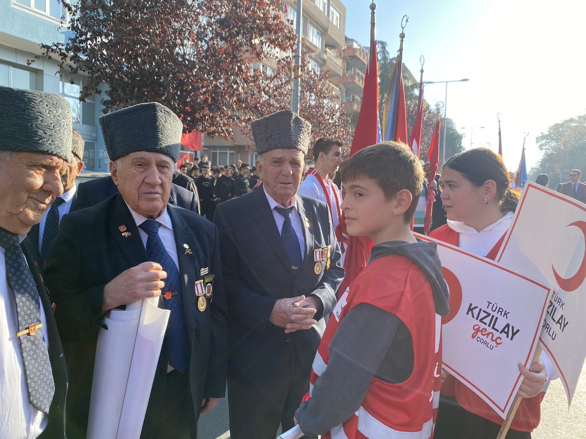 Cumhuriyet çocukları❤️🥰 <a href="/Kizilay/">Türk Kızılay</a> 
#CumhuriyetBayramımız kutlu olsun.