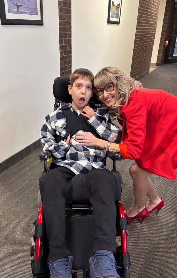 Out of the Fog (@outofthefogtv) on Twitter photo Tonight on Out of the Fog! 🤩
Joined by host Lori-Lydia is SUPER Jake Anstey, his mom, Lisa Loveless-Hodder & a very special person who helped this family during their time of need, Evan Bursey of Bursey Bus Services! (Missing: @getmessynl) - all at 7:30pm! ❤️
<a href="/RogersTVStJohns/">ROGERS tv St. John's</a> Tonight on Out of the Fog! 🤩
Joined by host Lori-Lydia is SUPER Jake Anstey, his mom, Lisa Loveless-Hodder & a very special person who helped this family during their time of need, Evan Bursey of Bursey Bus Services! (Missing: @getmessynl) - all at 7:30pm! ❤️
<a href="/RogersTVStJohns/">ROGERS tv St. John's</a>