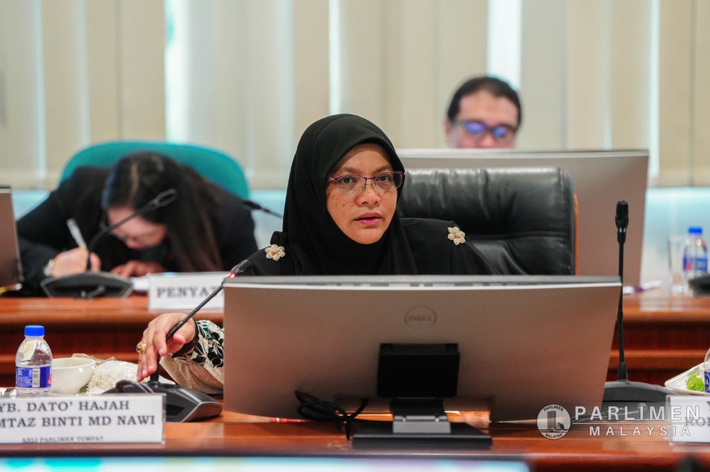 officialmumtaz's tweet photo. Liputan bergambar Mesyuarat Jawatankuasa Pilihan Khas Wanita, Kanak-kanak dan Pembangunan Masyarakat Parlimen Kelima Belas Bil. 16 dan Bil. 17 Tahun 2024 dipengerusikan oleh YB Puan Yeo Bee Yin, Ahli Parlimen Puchong  (Pengerusi). https://t.co/9MT9Dax4UF