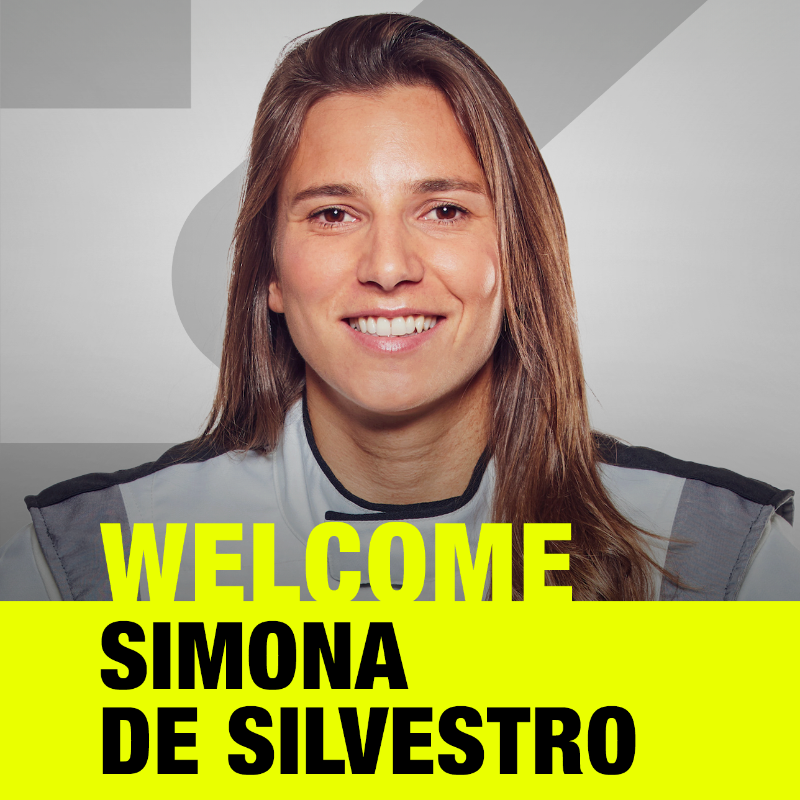 KiroRaceCo's tweet photo. Kiro Race Co is thrilled to have @simdesilvestro on board for the @FIAFormulaE Women’s Test! 🌟 From Formula E to the Olympic bobsleigh track, she’s always breaking boundaries. Watch her in action with us on Nov 7 in Valencia! 

#KiroRaceCo #FormulaE #Motorsports #Racing