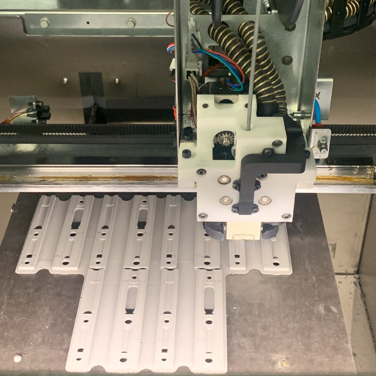 Williams Jet Tenders, a manufacture of SOLAS (Safety Of Life At Sea) certified boats, has chosen CMG Technologies to produce their SOLAS boat gas cable connectors.
With this technology, they can order exactly the number of connectors they need, whenever they need them.