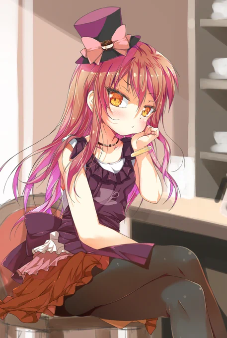 気圧で頭痛に悩むごりっぷくぷくカフェちゃん 