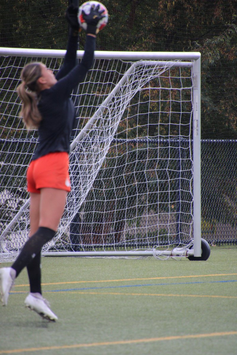 Keeperjules2009's tweet photo. 1 Clean sheet &amp; 6 points! A solid comeback after #MiltonFlorida #GK2027 #KeeperForLife @ImYouthSoccer @ImCollegeSoccer @PrepSoccer @TopDrawerSoccer @TheSoccerWire @GAcademyLeague @NcsaSoccer @IMGASoccer @PitchPicks @idmyathlete @USYNT https://t.co/549GdGIWXw