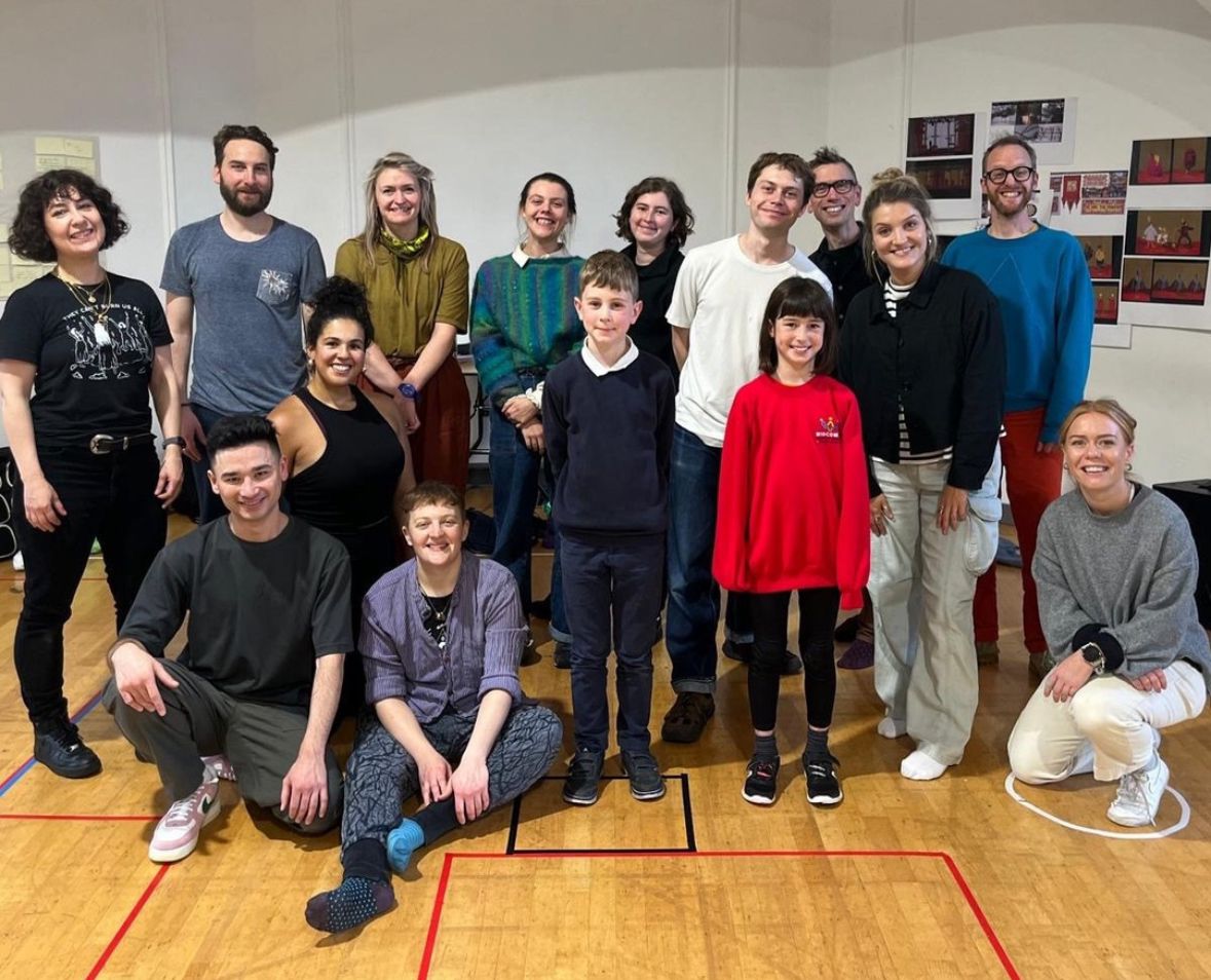 Sophie Cottle (@sophcotts) on Twitter photo Delighted to be #AssistantDirector on Robin Hood <a href="/theeggbath/">the egg theatre</a> this xmas !🏹Whatta lush team 💚
theatreroyal.org.uk/events/robin-h…
<a href="/JenoirRenoir/">Jennifer Jackson</a> <a href="/danwheeleruk/">Dan Wheeler</a> <a href="/verity_standen/">Verity Standen</a> <a href="/danielbye/">daniel bye</a> <a href="/apriledalton/">April Dalton</a> <a href="/GupwellBethany/">Bethany Gupwell</a> <a href="/fleet_anna/">Anna-Louise</a> <a href="/KirstyMilne9/">Kirsty Milne</a> <a href="/grady_harriett/">Harriett O’Grady</a> <a href="/tomdavies74/">Tom Mackean</a> <a href="/WeboftheChaz/">Chaz Webb</a> Delighted to be #AssistantDirector on Robin Hood <a href="/theeggbath/">the egg theatre</a> this xmas !🏹Whatta lush team 💚
theatreroyal.org.uk/events/robin-h…
<a href="/JenoirRenoir/">Jennifer Jackson</a> <a href="/danwheeleruk/">Dan Wheeler</a> <a href="/verity_standen/">Verity Standen</a> <a href="/danielbye/">daniel bye</a> <a href="/apriledalton/">April Dalton</a> <a href="/GupwellBethany/">Bethany Gupwell</a> <a href="/fleet_anna/">Anna-Louise</a> <a href="/KirstyMilne9/">Kirsty Milne</a> <a href="/grady_harriett/">Harriett O’Grady</a> <a href="/tomdavies74/">Tom Mackean</a> <a href="/WeboftheChaz/">Chaz Webb</a>